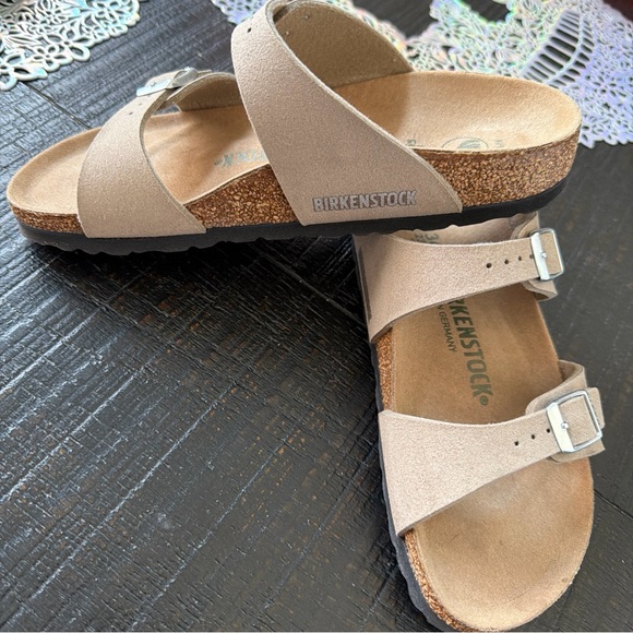 Birkenstock Birkis Sydney Womens Size 36 Vegan Gray Taupe - Picture 11 of 13